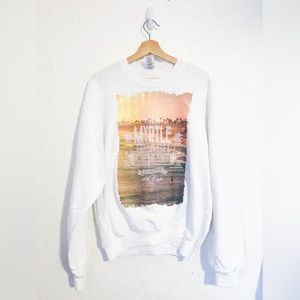 Myrtle Beach Sweatshirt Unisex White Size Medium Graphic Print Palm Tree SC